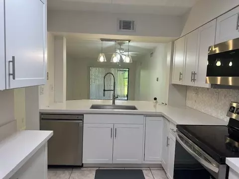 3130 Millwood #115, Boca Raton, FL 33431