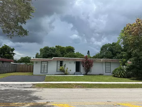 7805 NW 70th, Tamarac, FL 33321