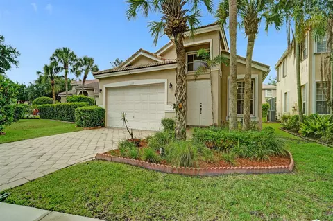 5329 NW 126th Dr, Coral Springs, FL 33076