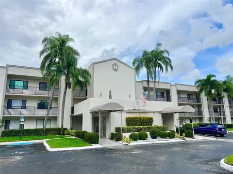 10842 W Clairmont #310, Tamarac, FL 33321