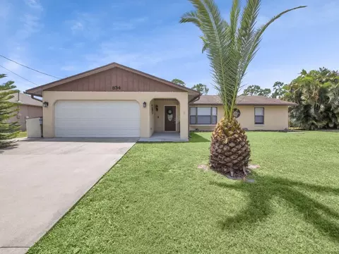 834 SE Walters, Port Saint Lucie, FL 34983