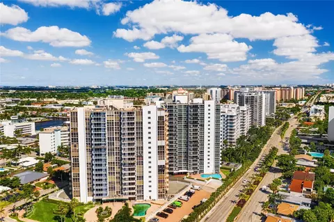 2715 N Ocean Blvd #17F, Fort Lauderdale, FL 33308