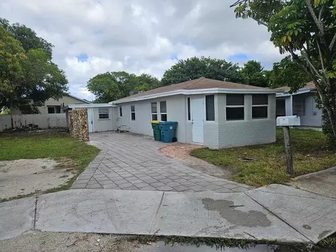 228 NW 13, Dania Beach, FL 33004