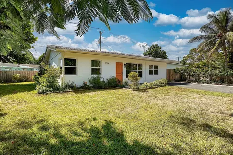 2701 NE 9th Ave, Pompano Beach, FL 33064