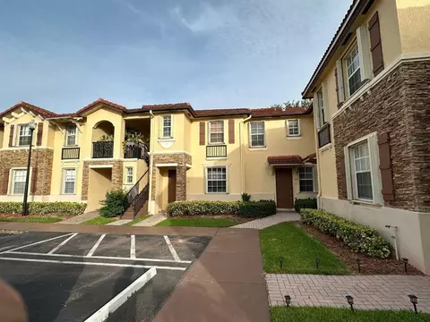 1575 NE 33 Ave #101, Homestead, FL 33033