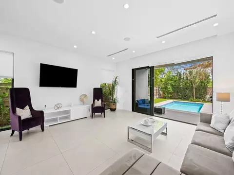 1113 NE 2nd, Fort Lauderdale, FL 33301