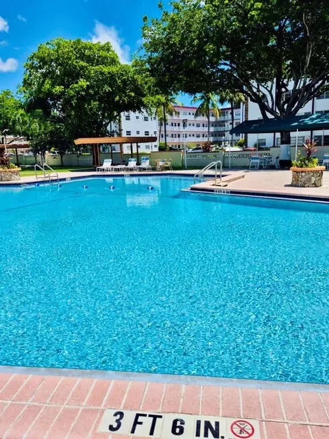 4000 NW 44th #106, Lauderdale Lakes, FL 33319