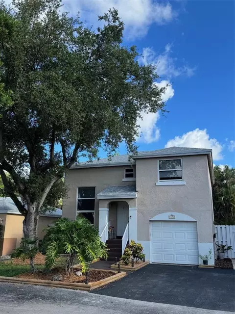 4190 SW 70th, Davie, FL 33314