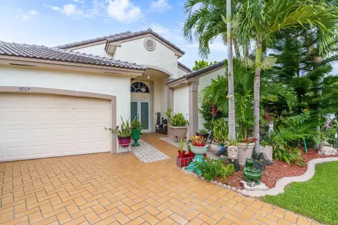 3264 NW 22nd Ave, Oakland Park, FL 33309