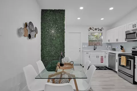 1345 N Andrews Ave #1-2, Fort Lauderdale, FL 33311