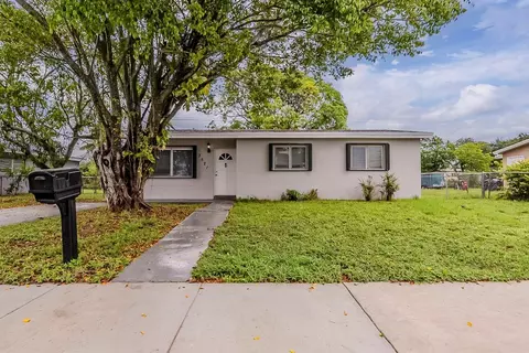 3521 NW 208th Ter, Miami Gardens, FL 33056