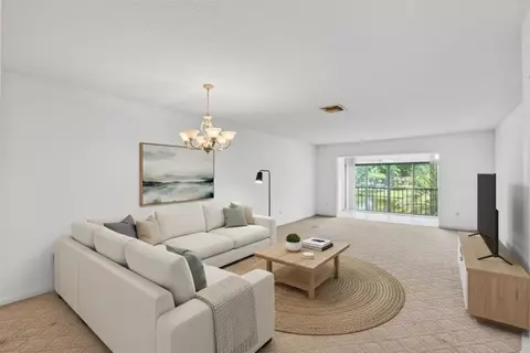 9283 Vista Del Lago #37-J, Boca Raton, FL 33428