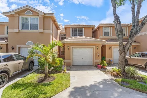 10108 Royal Palm #105-B, Coral Springs, FL 33065