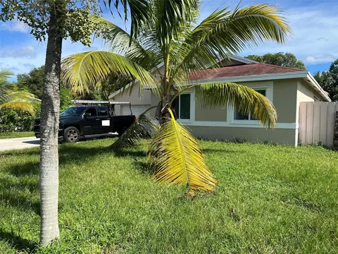 4490 SW 19th St, West Park, FL 33023