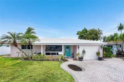 381 SE 6th Ter, Pompano Beach, FL 33060