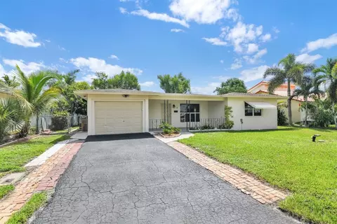 28 SE 8th, Deerfield Beach, FL 33441