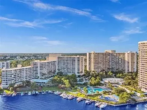 2500 Parkview Dr #814, Hallandale Beach, FL 33009