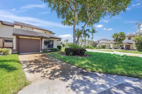 20832 Boca Rdg, Boca Raton, FL 33428