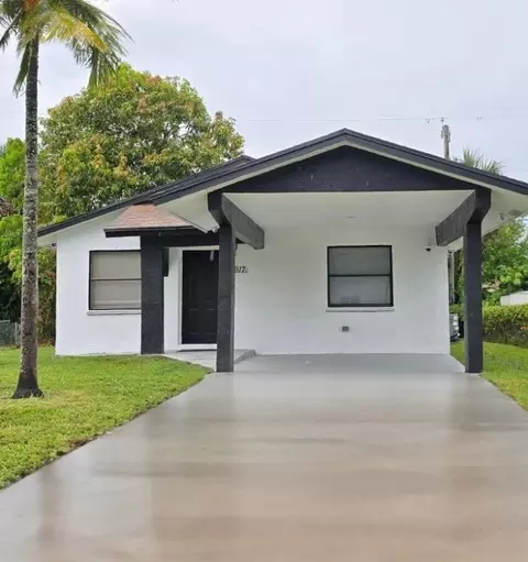 2917 NW 2nd, Pompano Beach, FL 33069