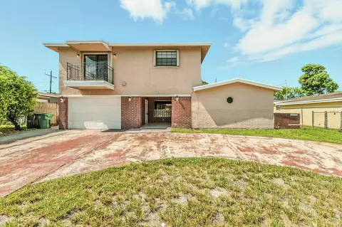 3751 NW 8th Pl, Lauderhill, FL 33311