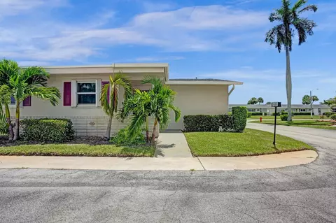 2651 W Barkley Dr W #J, West Palm Beach, FL 33415