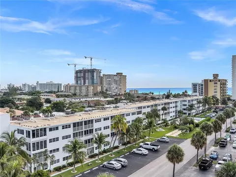 3211 NE 8th #303E, Pompano Beach, FL 33062
