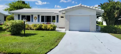 1907 SW 22nd Way, Boynton Beach, FL 33426