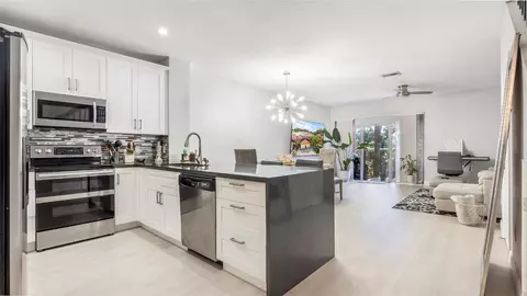 964 NW 100th, Pembroke Pines, FL 33024