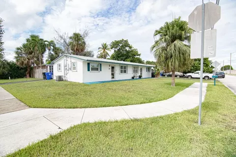 6872 SW 15th, Pompano Beach, FL 33068