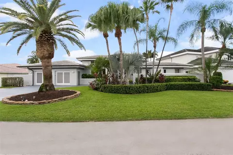 2365 NE 28th St, Lighthouse Point, FL 33064
