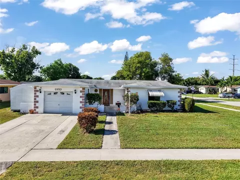 6950 SW 9th, North Lauderdale, FL 33068