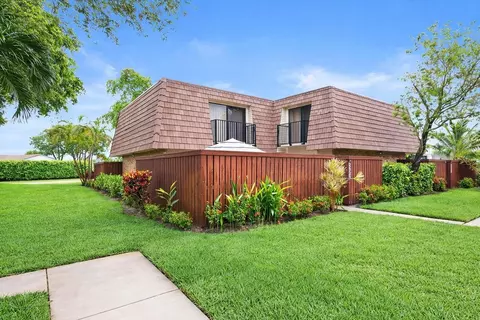 2544 SW 15th St #2544, Deerfield Beach, FL 33442