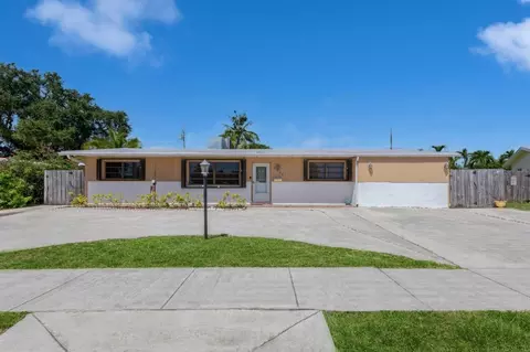 4221 NW 16th, Oakland Park, FL 33309
