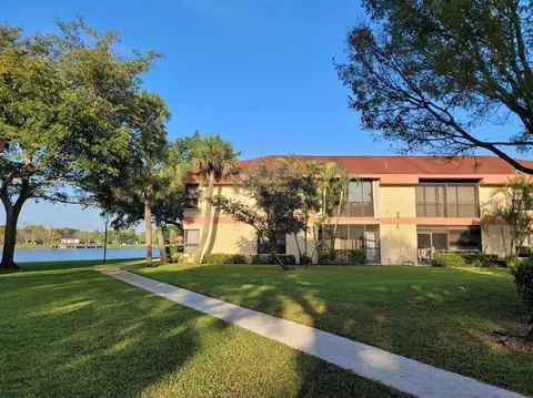 2744 S Carambola Cir #1919, Coconut Creek, FL 33066