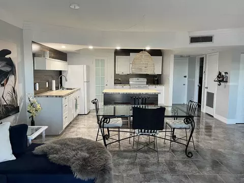 4770 NW 21st St #405, Lauderhill, FL 33313