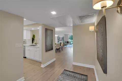 4040 W Palm Aire Dr #206, Pompano Beach, FL 33069