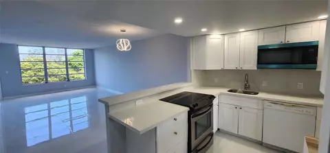 2650 S Course Dr #505, Pompano Beach, FL 33069