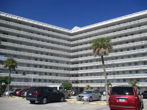 1401 NE Miami Gdns #488, Miami, FL 33179