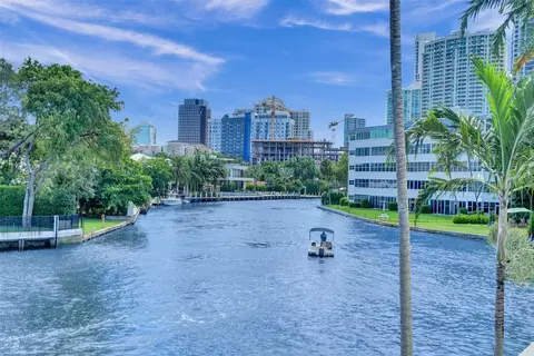 1000 SE 4 #220, Fort Lauderdale, FL 33301