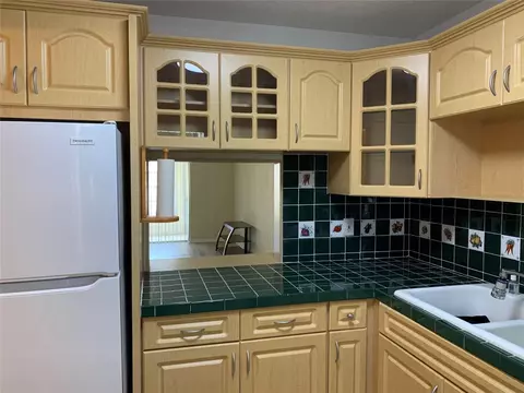 7805 W Atlantic #101, Margate, FL 33063
