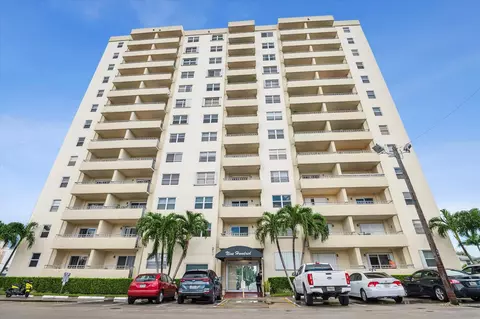 900 NE 18th Ave #208, Fort Lauderdale, FL 33304