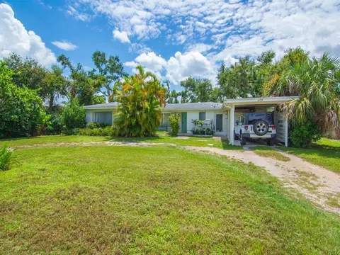 628 Banyan Rd, Vero Beach, FL 32963