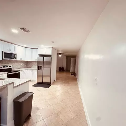 7101 NW 78th, Tamarac, FL 33321