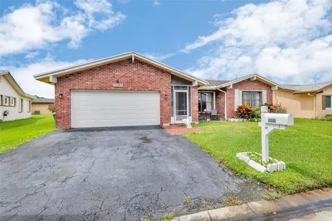 9802 NW 75th Ct, Tamarac, FL 33321