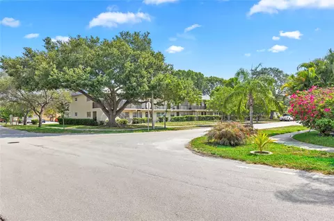 207 NW 32nd Ct #106, Pompano Beach, FL 33064