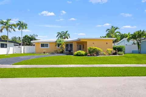 2144 NE 61st Ct, Fort Lauderdale, FL 33308