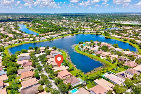 4422 Laurel Pl, Weston, FL 33332