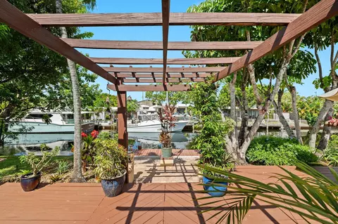 2443 Sugarloaf Ln, Fort Lauderdale, FL 33312