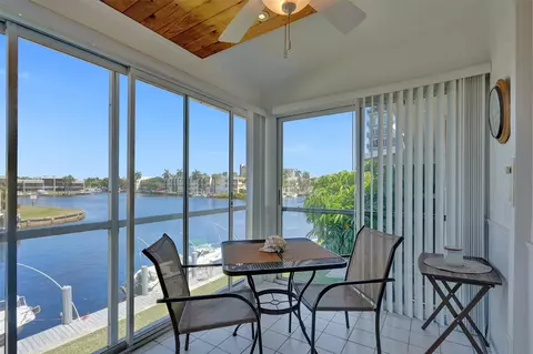 930 SE 9th #16, Pompano Beach, FL 33060