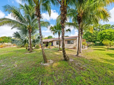 2341 SW 15th St, Fort Lauderdale, FL 33312